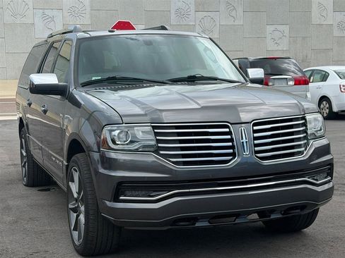 Used 2016 Lincoln Navigator L Reserve AWD/4WD image 6