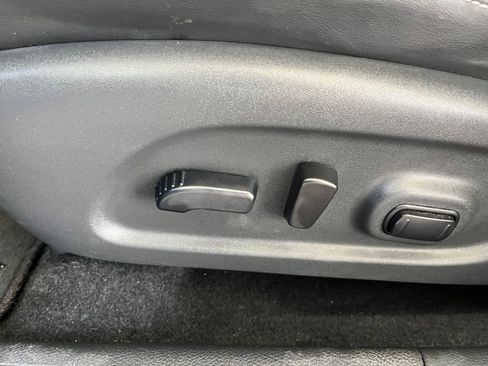 Used 2023 Nissan Murano SV image 23