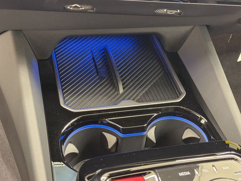 New 2027 BMW M5 w/ Carbon Package AWD/4WD image 18