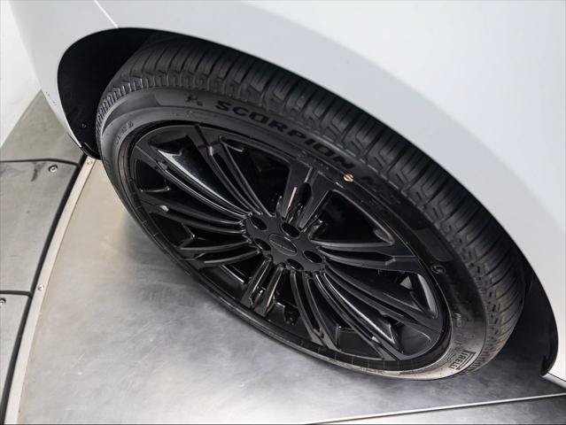 New 2026 Land Rover Range Rover SE AWD/4WD image 14