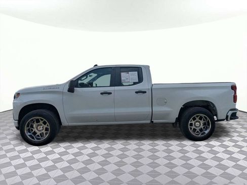 Used 2020 Chevrolet Silverado 1500 Custom w/ Custom Value Package RWD image 6