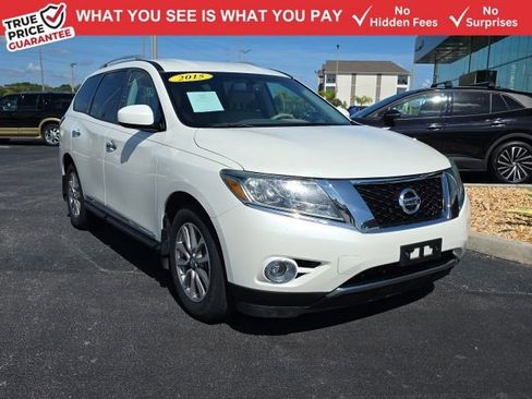 Used 2015 Nissan Pathfinder SL w/ SL Tech Package FWD image 1