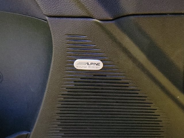 Used 2018 Dodge Challenger R/T w/ Sound Group RWD image 20