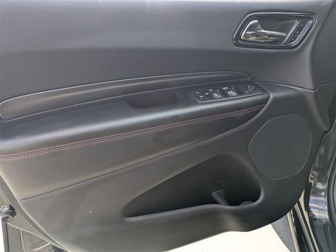 Used 2025 Dodge Durango GT image 15