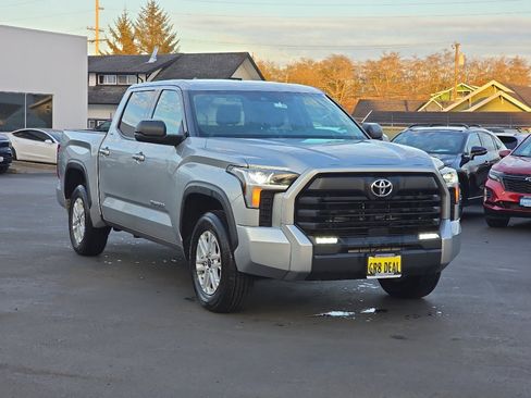 Used 2023 Toyota Tundra SR5 image 2