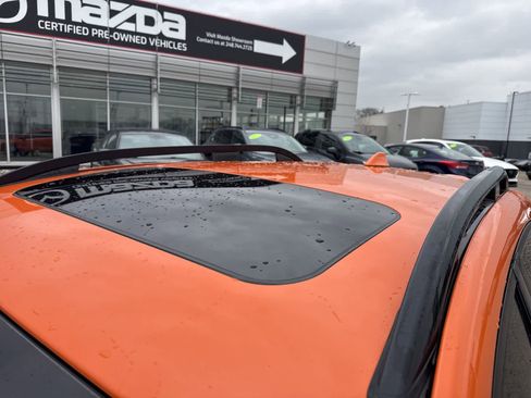 Used 2019 Subaru Crosstrek 2.0i Limited w/ Moonroof Package w/Navigation image 12