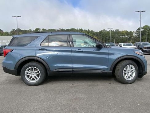 New 2026 Ford Explorer Active image 2