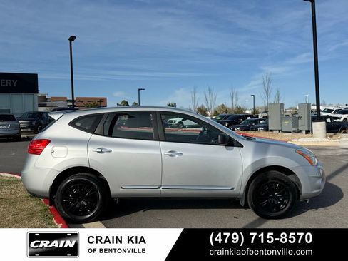 Used 2013 Nissan Rogue S image 8