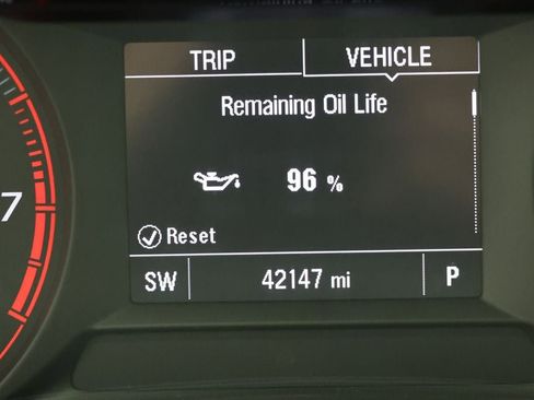 Used 2024 Chevrolet Trax RS w/ Sunroof Package image 19