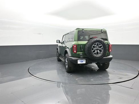 New 2025 Ford Bronco Badlands image 4