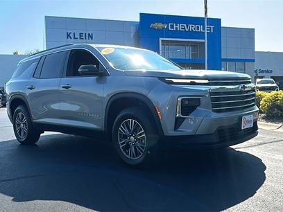 New 2025 Chevrolet Traverse LT w/ LPO, Floor Liner Package