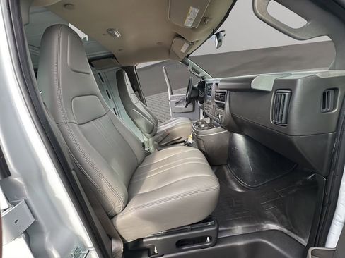 New 2025 Chevrolet Express 2500 w/ Driver Convenience Package image 33