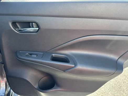 Used 2025 Nissan Versa SV FWD image 16