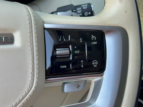 Used 2023 Land Rover Range Rover SV AWD/4WD image 19
