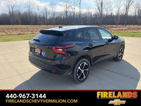 Used 2024 Chevrolet Trax RS image 6