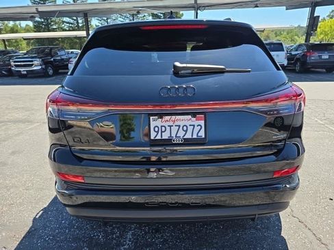 Used 2024 Audi Q4 e-tron Premium Plus w/ Premium Plus AWD/4WD image 5