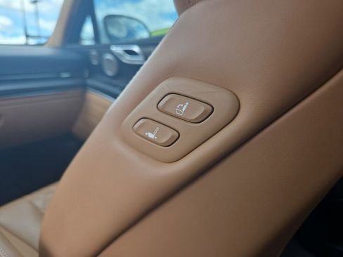 Used 2024 Genesis GV80 3.5T AWD/4WD image 26