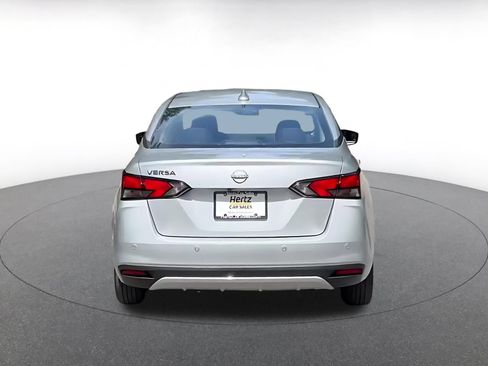 Used 2025 Nissan Versa SV FWD image 10