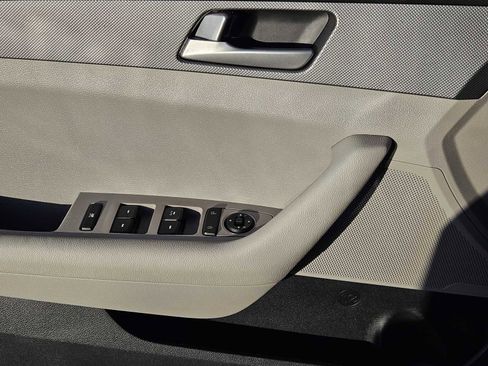 Used 2016 Hyundai Sonata SE image 21