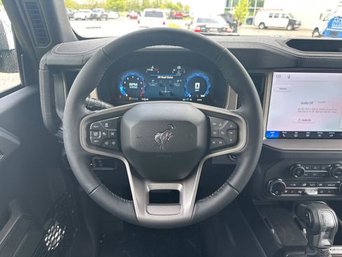 New 2026 Ford Bronco Outer Banks AWD/4WD image 16