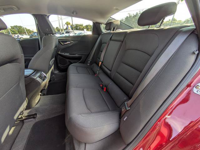 Certified 2025 Chevrolet Malibu LT FWD image 13