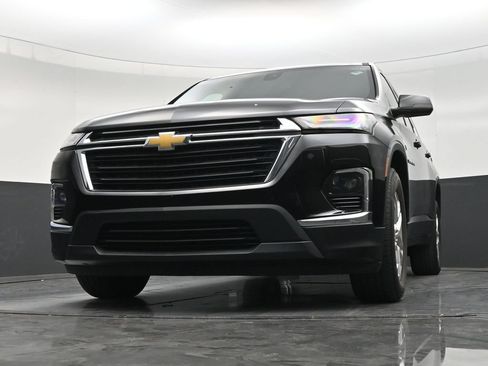 Used 2023 Chevrolet Traverse LS FWD image 27