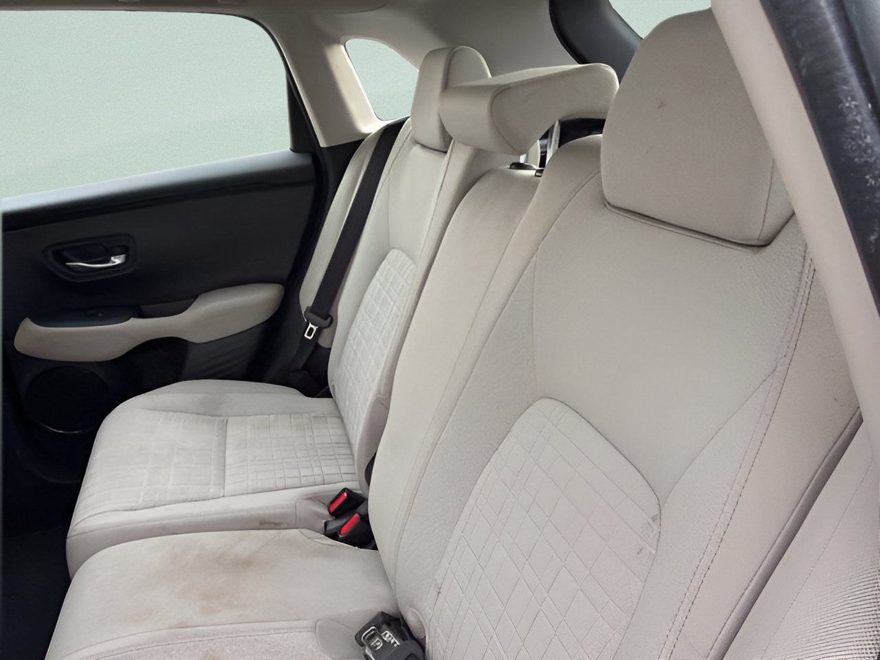 Used 2024 Honda HR-V LX image 18