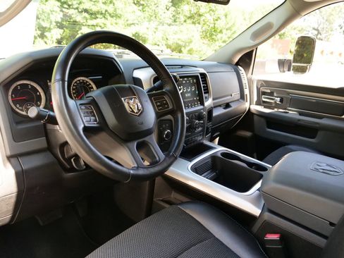 Used 2018 RAM 2500 Big Horn image 4