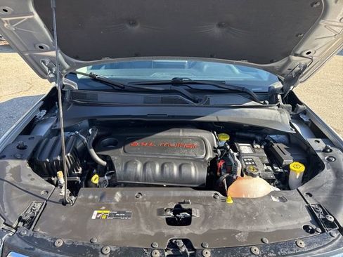 Used 2022 Jeep Compass Limited image 10