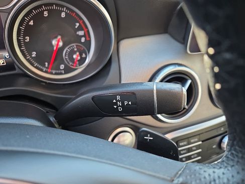 Used 2019 Mercedes-Benz CLA 250 CLA 250 image 17