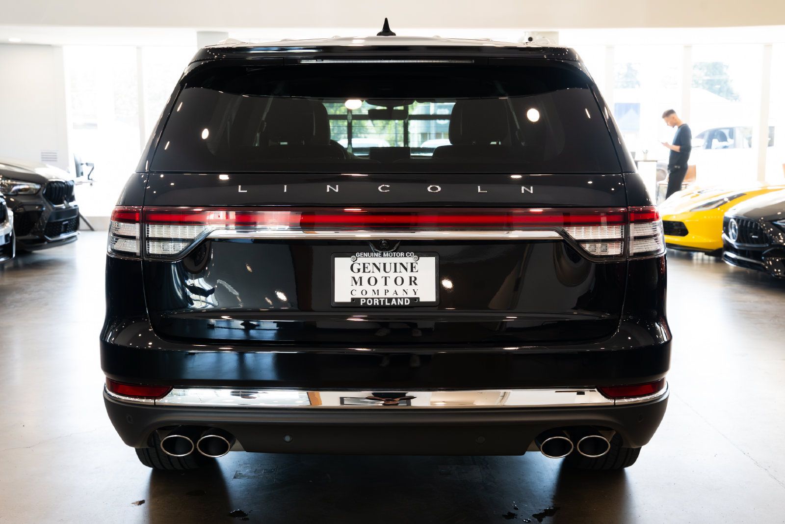 Used 2022 Lincoln Aviator Reserve RWD image 5