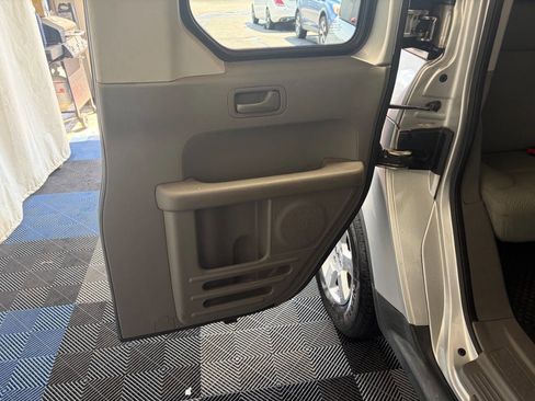 Used 2010 Honda Element EX image 13