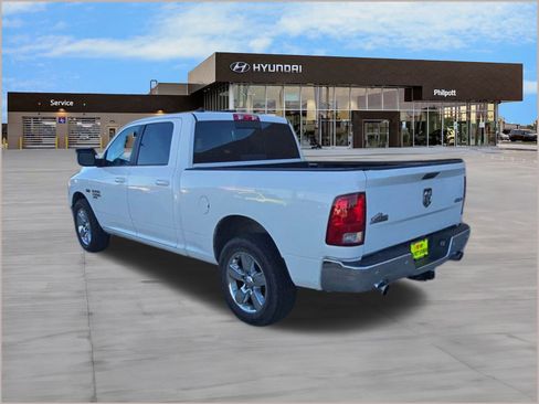 Used 2019 RAM 1500 Big Horn image 3