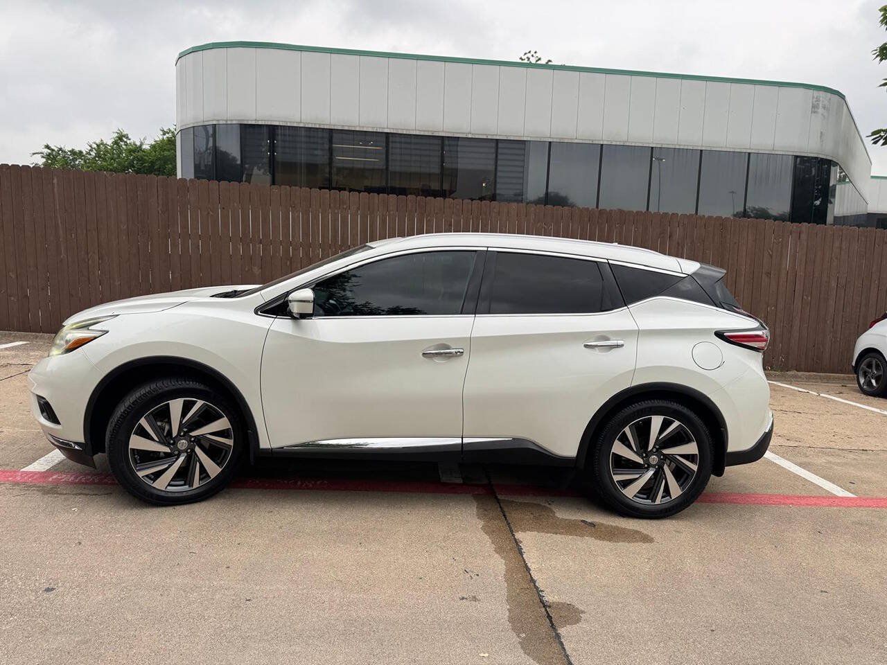 Used 2016 Nissan Murano Platinum w/ Platinum Technology Package FWD image 5