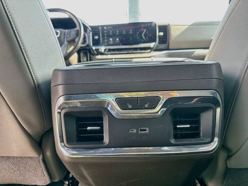 Used 2024 GMC Sierra 1500 SLT w/ SLT Premium Plus Package RWD image 20
