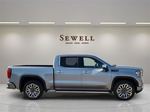 New 2024 GMC Sierra 1500 Denali Ultimate image 4