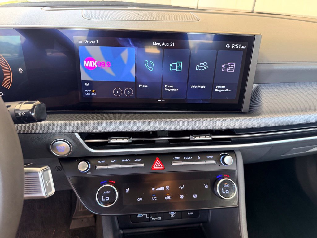 Used 2025 Hyundai Sonata SEL FWD image 24