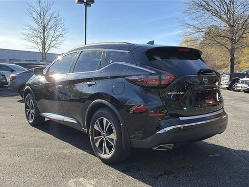 Certified 2024 Nissan Murano SV image 3