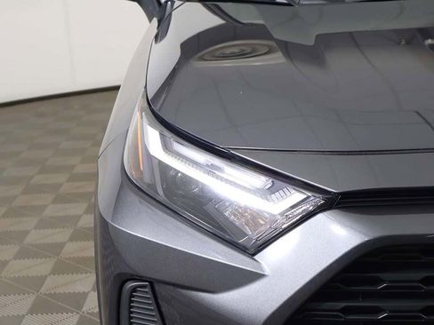 Used 2025 Toyota RAV4 XLE image 11