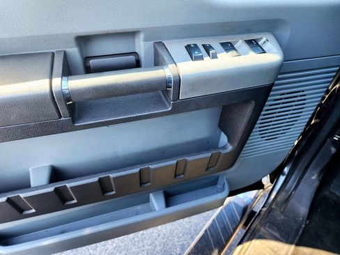 Used 2016 Ford F250 XLT w/ XLT Value Package image 37