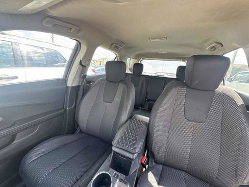 Used 2016 Chevrolet Equinox LS FWD image 13