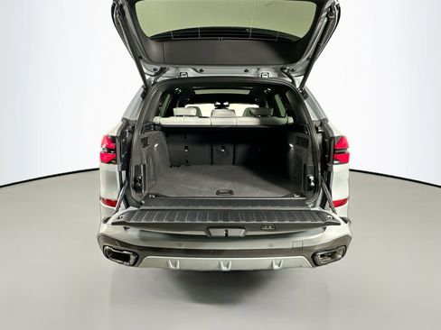 New 2026 BMW X5 xDrive40i w/ M Sport Package image 27