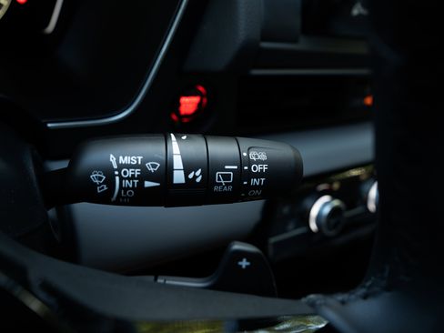 Certified 2025 Honda Pilot Touring image 25