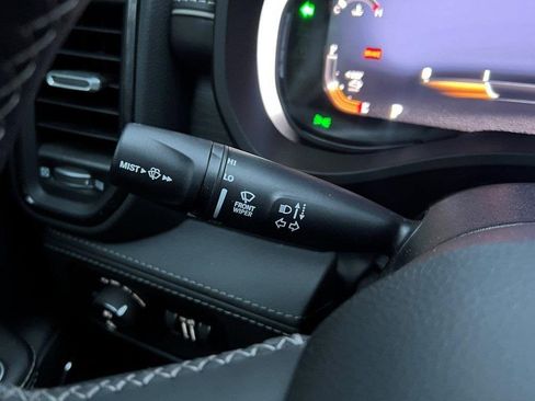 Certified 2023 RAM 1500 Limited w/ Cold Weather Group image 40