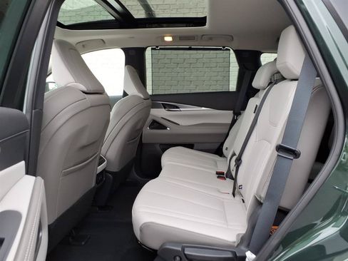 Used 2026 INFINITI QX60 Luxe w/ Cargo Package FWD image 13