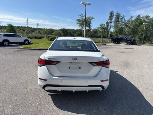 Used 2023 Nissan Sentra SV w/ SV Premium Package FWD image 5