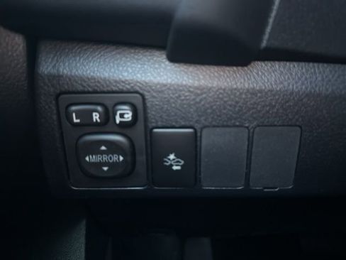 Used 2017 Toyota Corolla iM image 17