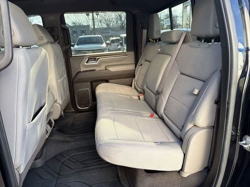 Certified 2024 Chevrolet Silverado 2500 LT w/ Convenience Package image 24