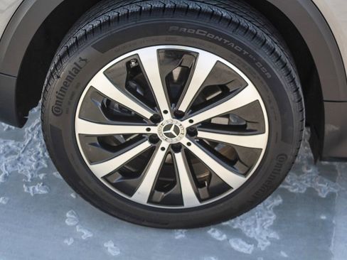 Used 2021 Mercedes-Benz GLB 250 image 9