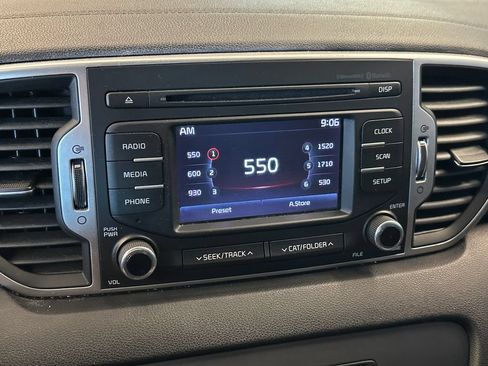 Used 2019 Kia Sportage LX AWD/4WD image 13